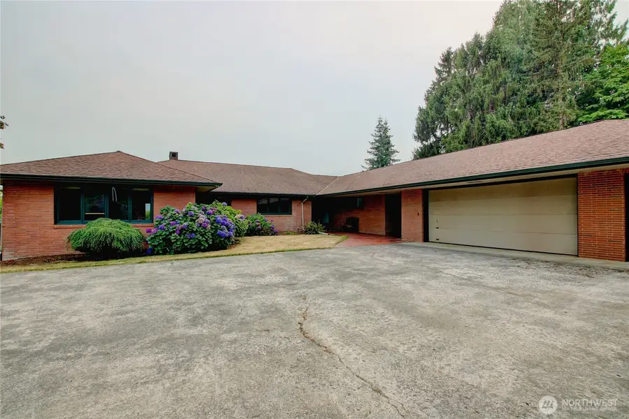 916 N Township Street, Sedro Woolley, WA 98284 - #2