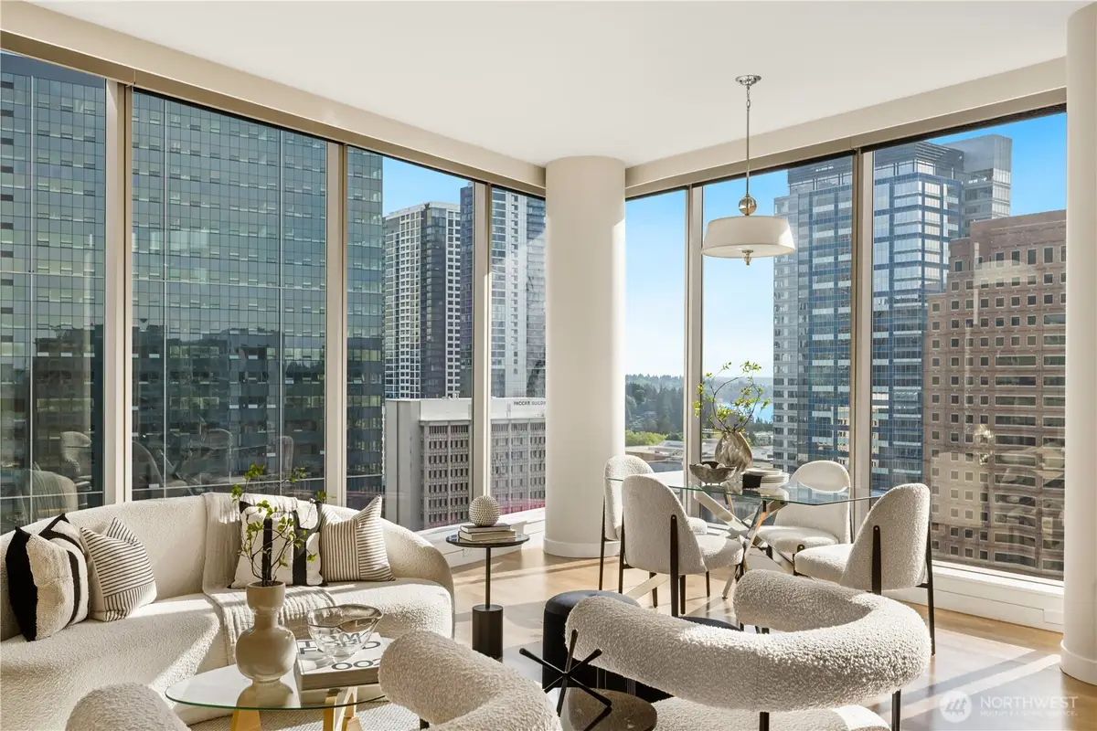 10650 NE 9th Place #2122, Bellevue, WA 98004 - #1