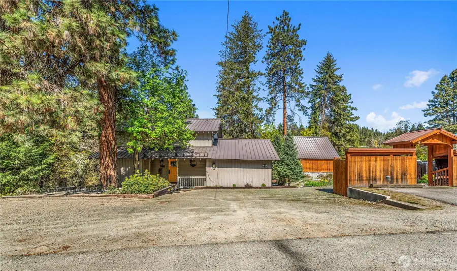 9864 East Leavenworth Road, Leavenworth, WA 98826 - #3