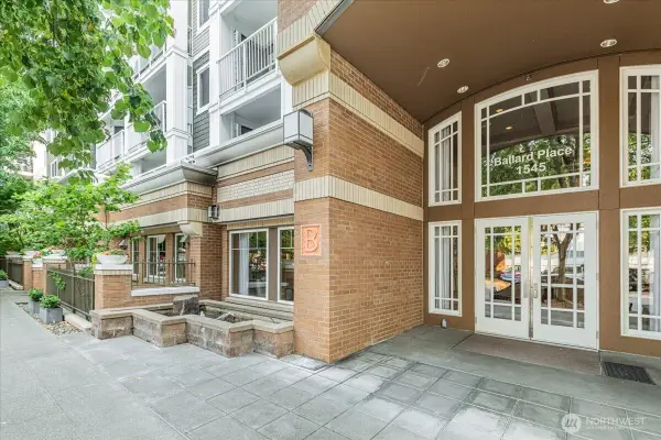 1545 NW 57th #613, Seattle, WA 98107