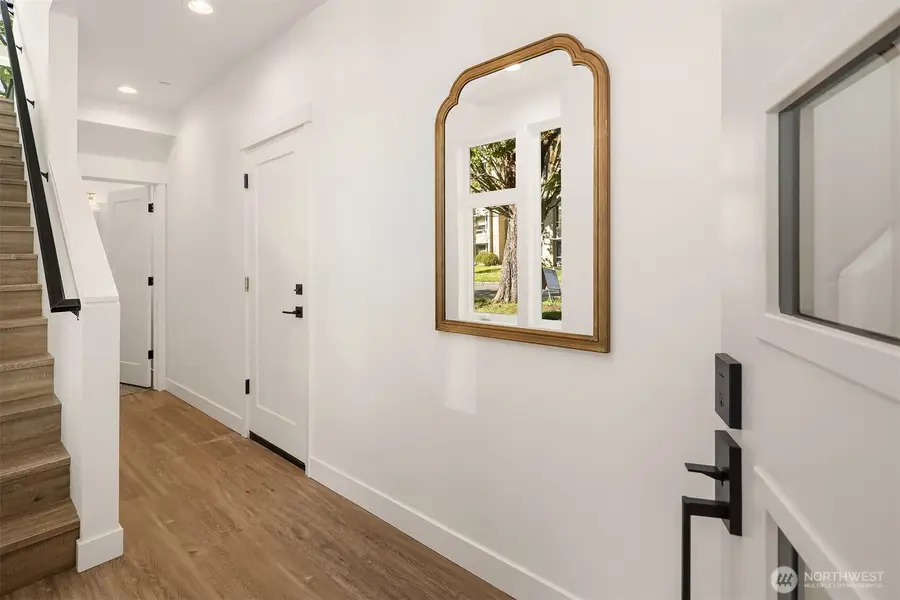 1713 17th Avenue, Seattle, WA 98122 - #2