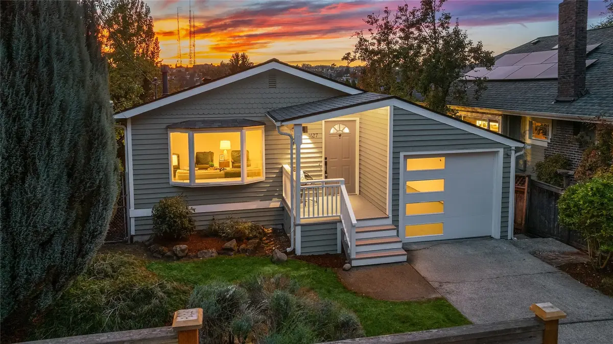 1627 33rd Avenue, Seattle, WA 98122 - #1