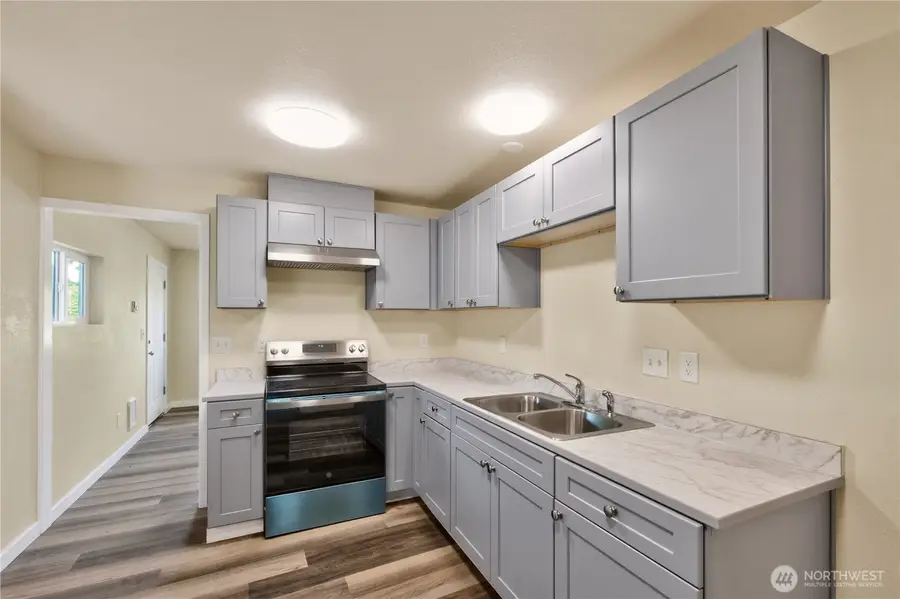 102 N Martin Street, Aberdeen, WA 98520 - #3
