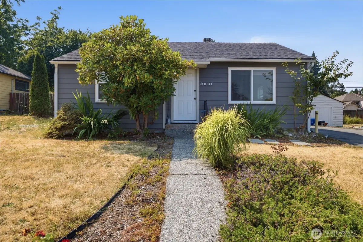 9831 33rd Avenue Sw, Seattle, WA 98126 - #1