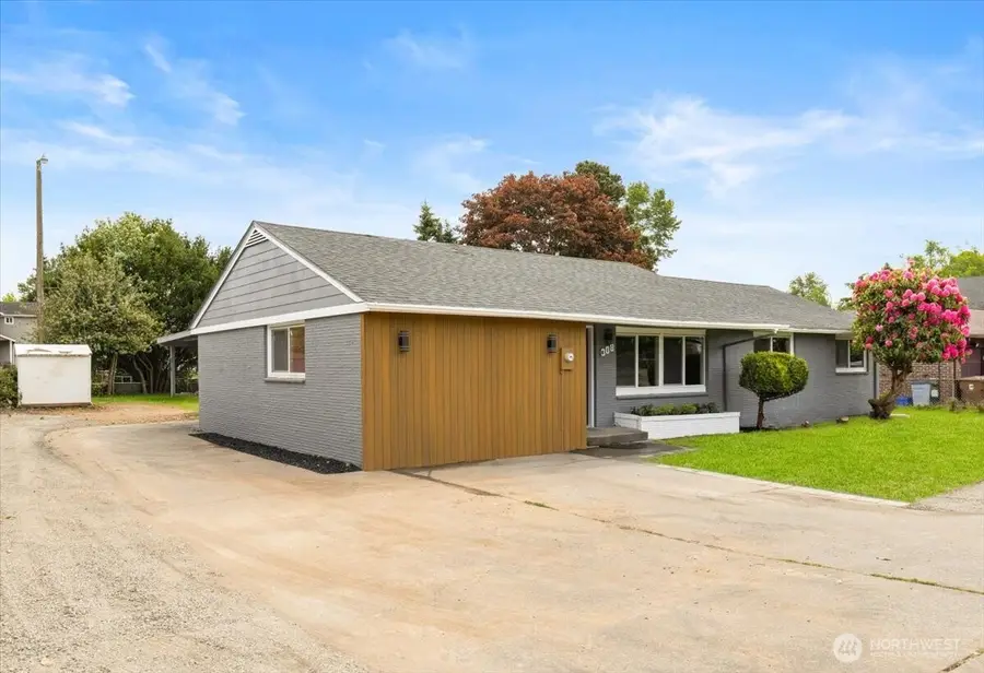 308 E 84 Street, Tacoma, WA 98445 - #2