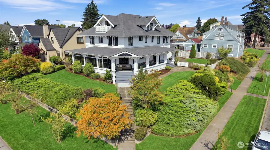 2329 Rucker Avenue, Everett, WA 98201 - #2