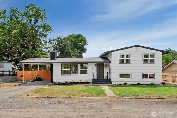 1238 SE 1st Street, East Wenatchee, WA 98802