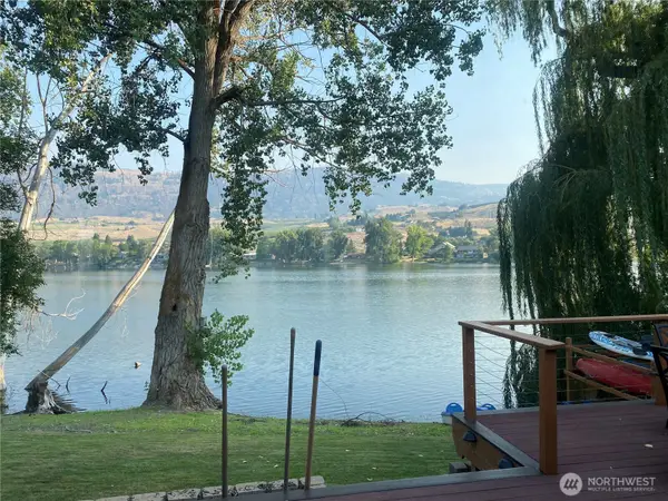 155 Lake Cortez Lane, Malaga, WA 98828