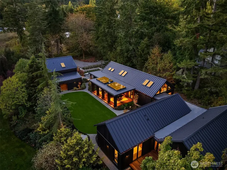 10147 NE Roberts Road, Bainbridge Island, WA 98110 - #3