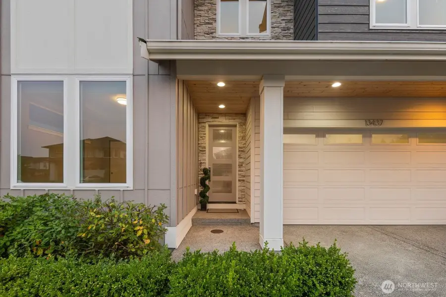 13437 Edmunds Parkway E, Bonney Lake, WA 98391 - #2