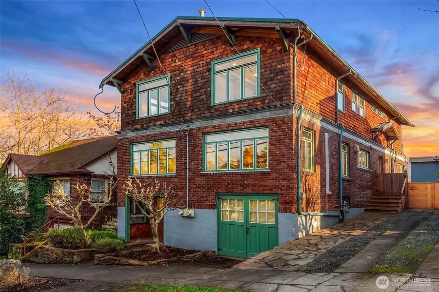2117 N 36th Street, Seattle, WA 98103 - #3