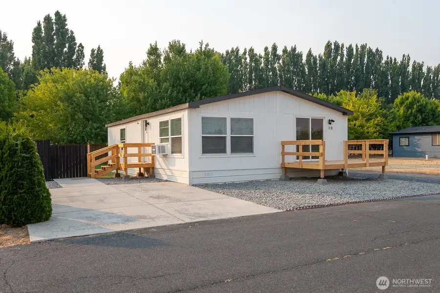 2480 Basin Street Sw #10, Ephrata, WA 98823 - #2