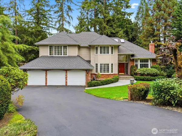 17020 NE 129th Circle, Redmond, WA 98052