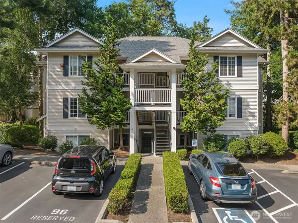 12120 NE 172nd Place #L302, Bothell, WA 98011