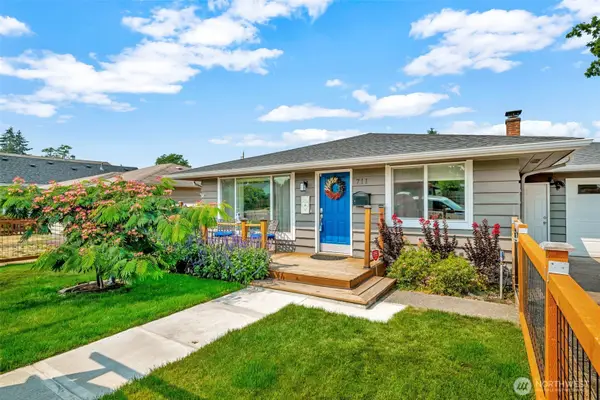 711 6th Street E, Auburn, WA 98002