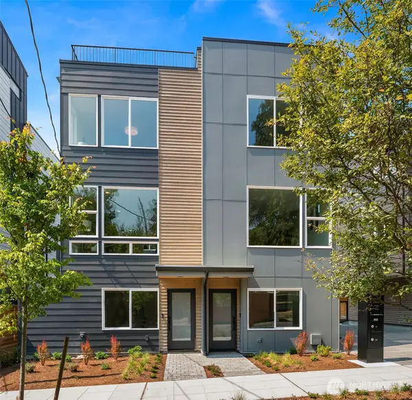 721 15th Avenue #A, Seattle, WA 98122