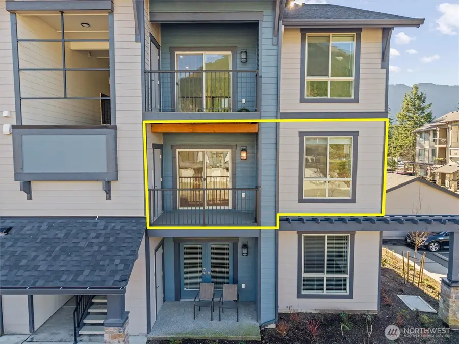1970 SE 12th Court #D-201, North Bend, WA 98045 - #2