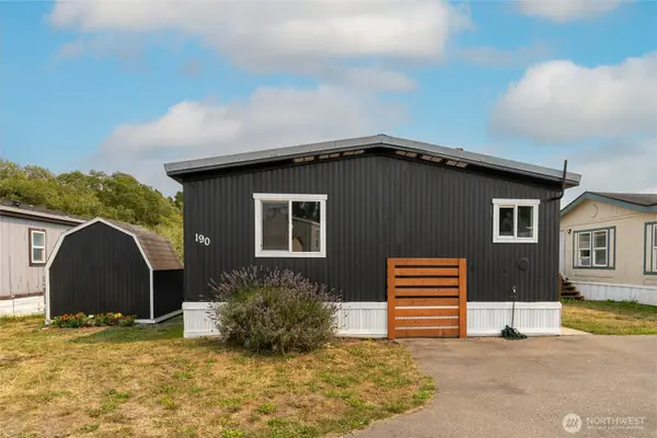 1320 N Oak Harbor Street #190, Oak Harbor, WA 98277