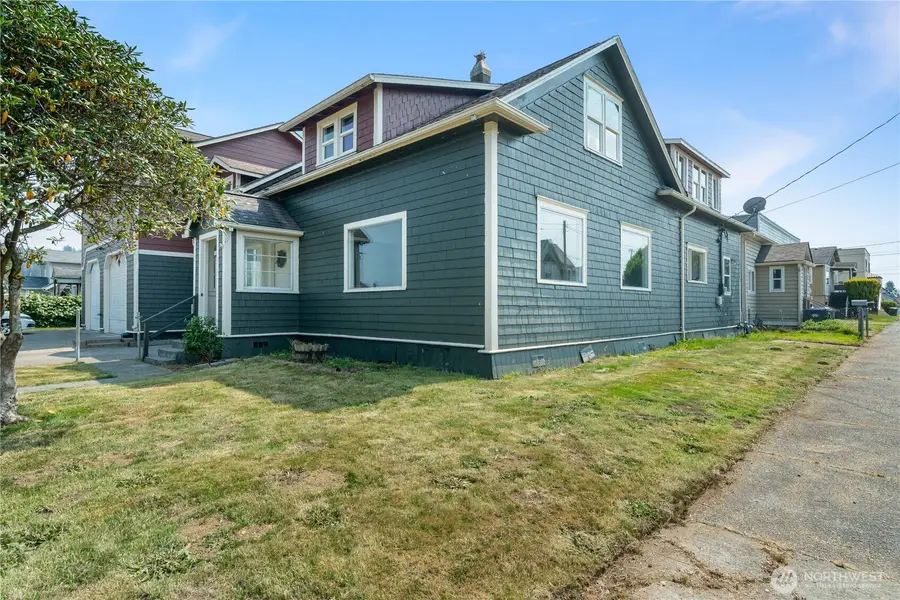 801 E 2nd Street, Aberdeen, WA 98520 - #2