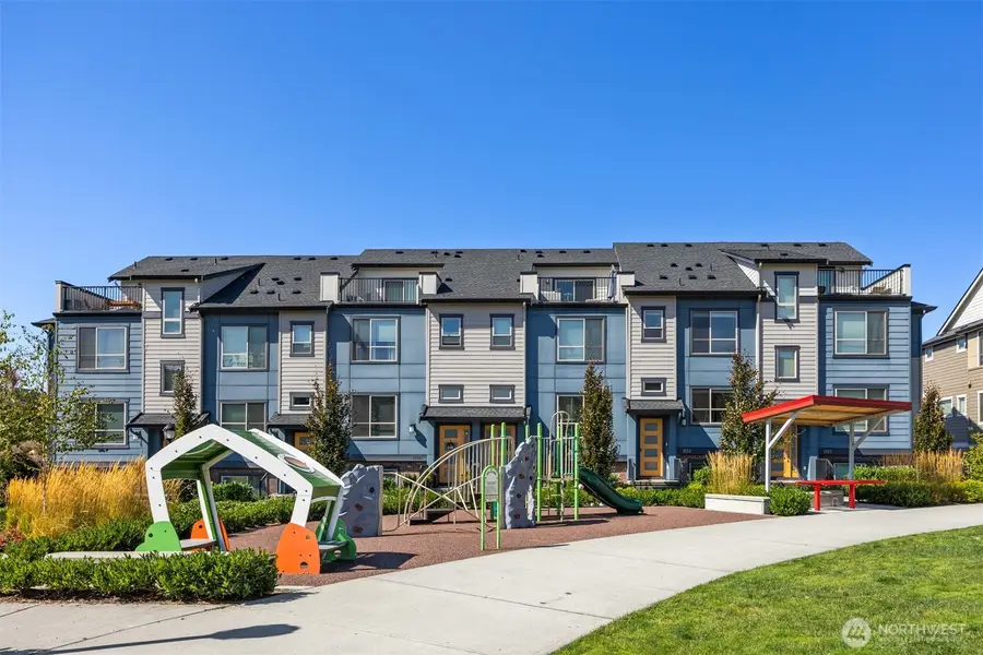 1053 6th Walk Ne, Issaquah, WA 98029 - #3