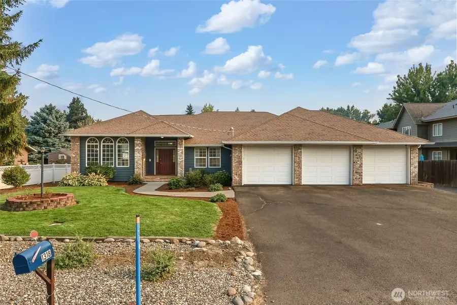 1318 Bryant Avenue, Walla Walla, WA 99362 - #2
