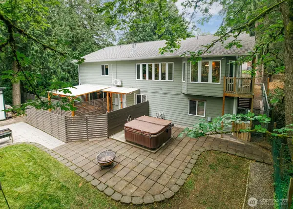 7337 151st Avenue Ne, Redmond, WA 98052