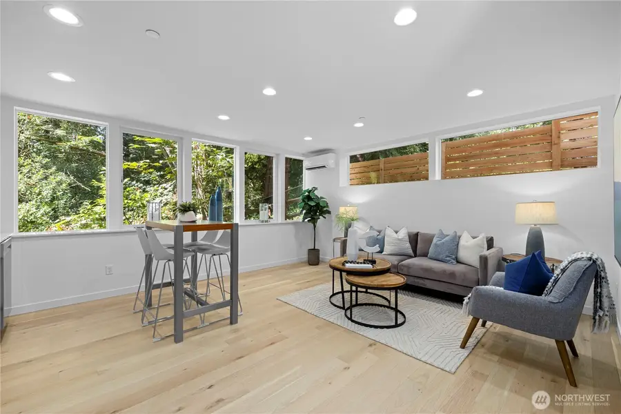 12013 36th Avenue Ne, Seattle, WA 98125 - #2