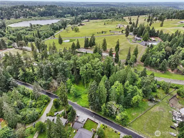 38311 Enumclaw Franklin Road Se, Enumclaw, WA 98022