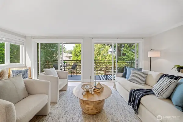 2830 NW 56th Street #306, Seattle, WA 98107