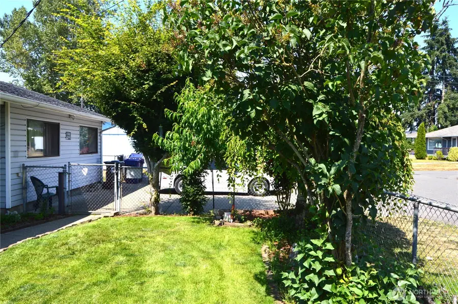 7008 E B Street, Tacoma, WA 98407 - #3