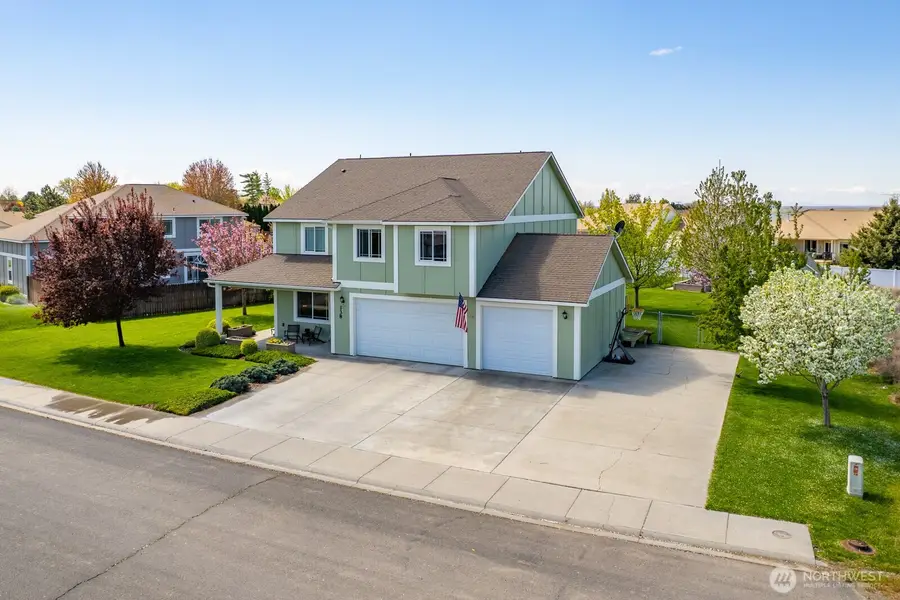 138 Scenic Drive Ne, Moses Lake, WA 98837 - #3