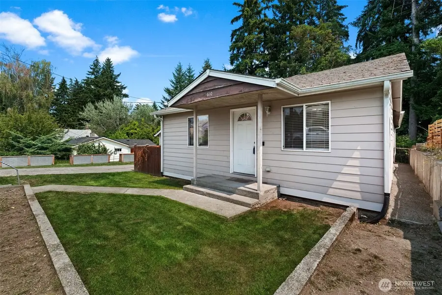 610 Bertha Avenue, Bremerton, WA 98312 - #3