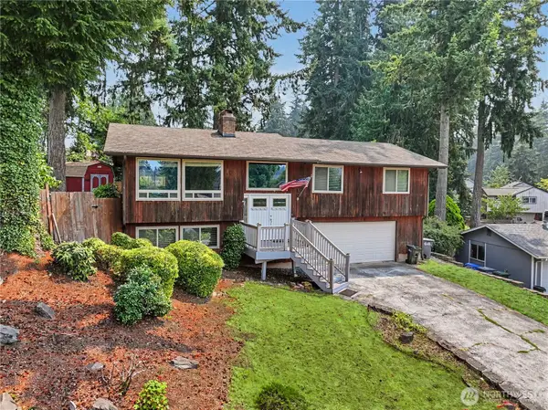 5310 W Tapps Drive E, Lake Tapps, WA 98391