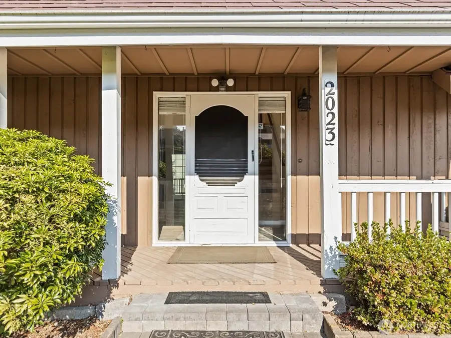 2023 114th Avenue Ne, Lake Stevens, WA 98258 - #2