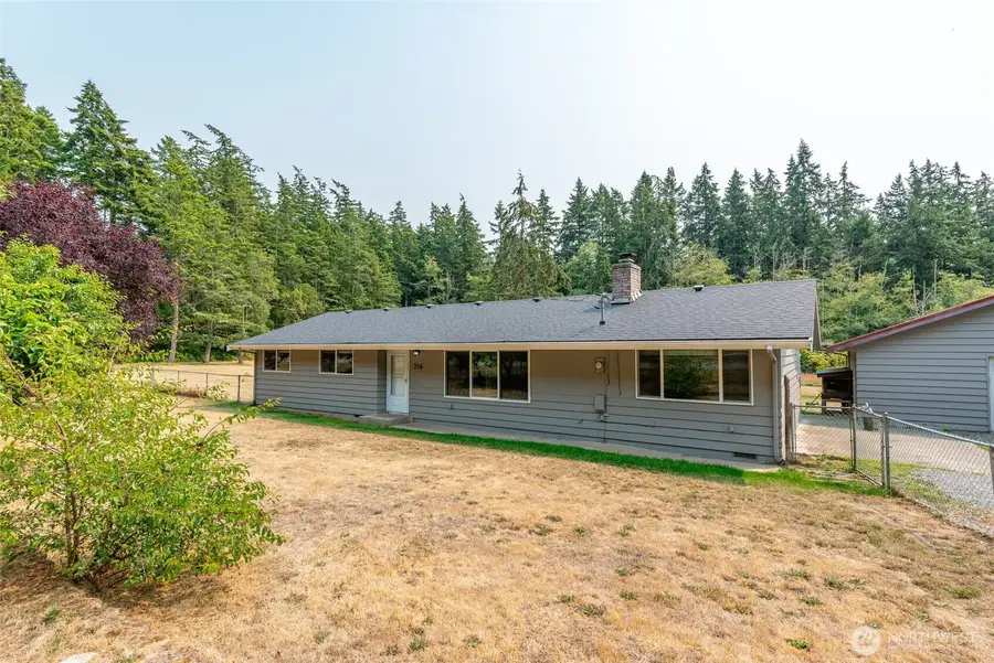 216 E Sleeper Road, Oak Harbor, WA 98277 - #2