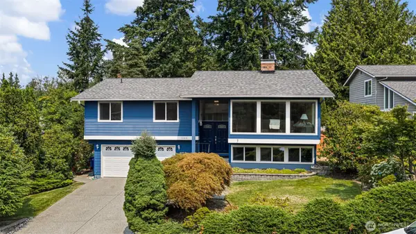12818 NE 111th Place, Kirkland, WA 98033