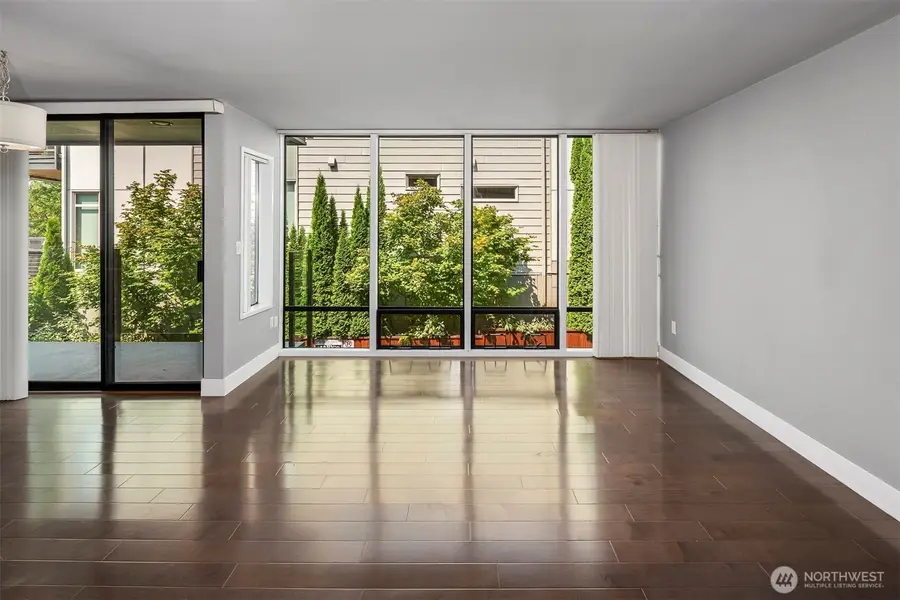 4561 Lake Washington Boulevard Ne #201, Kirkland, WA 98033 - #3