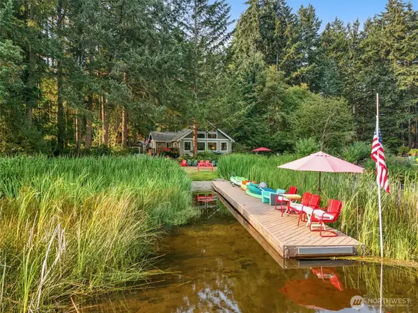 11122 Cole Place, Anderson Island, WA 98303