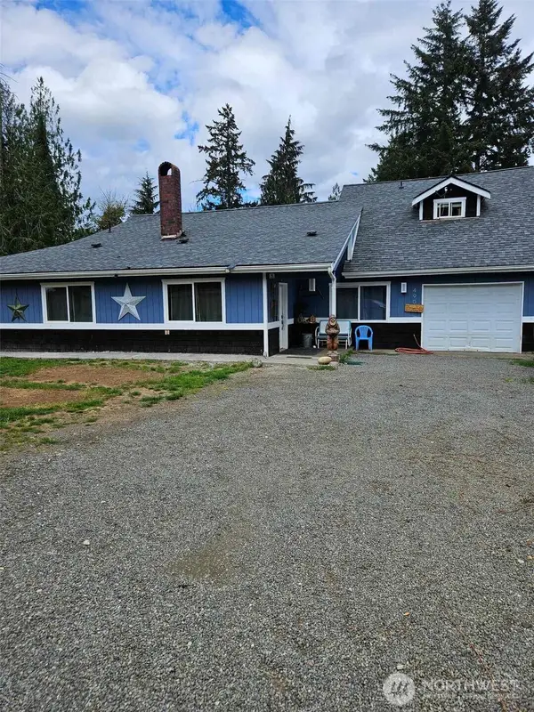 490 N Schoolhouse Hill Rd, Hoodsport, WA 98548