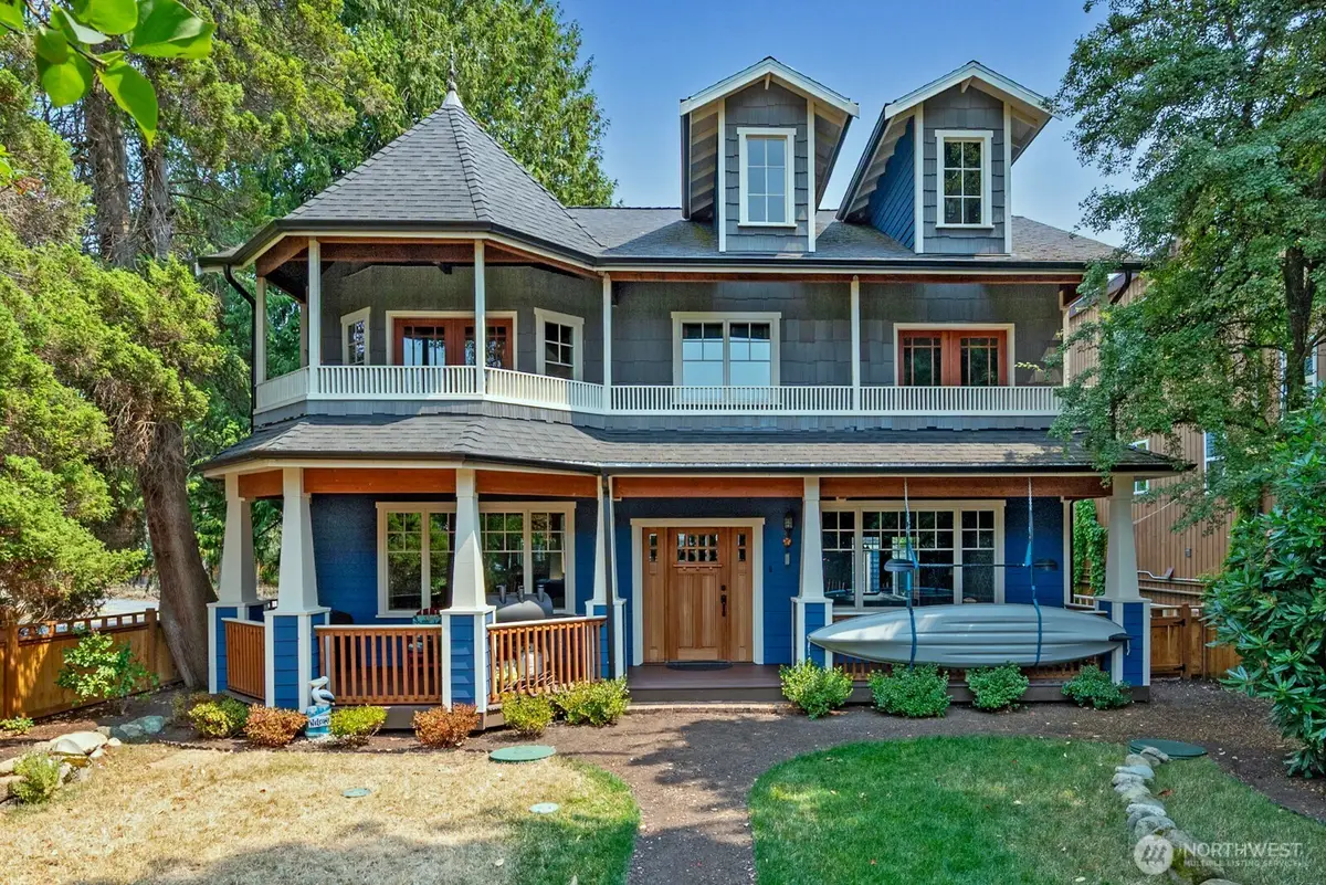 9556 Phinney Avenue N, Seattle, WA 98103 - #1