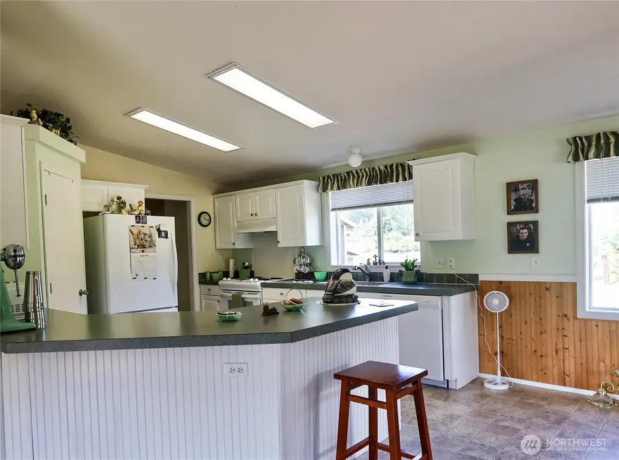 1041 W Beeville Loop Road, Matlock, WA 98560 - #3