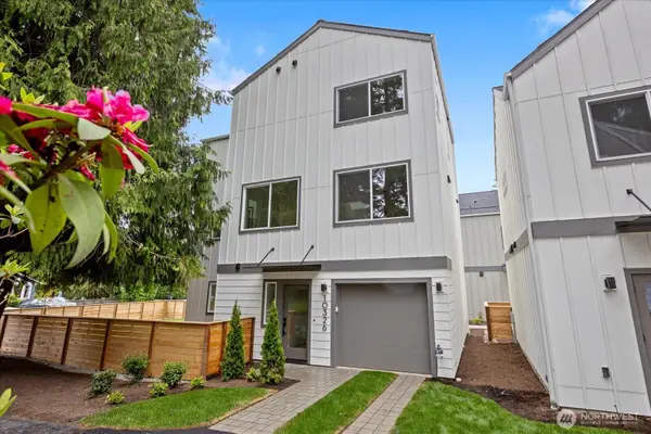 10326 Ashworth Avenue N, Seattle, WA 98133