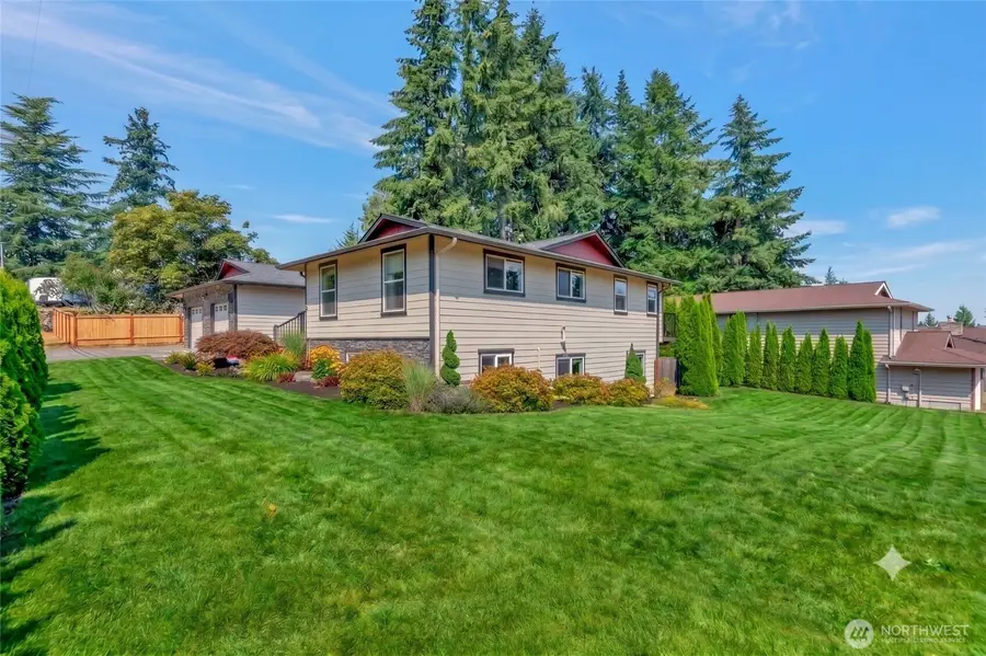 18804 64th Avenue Ne, Kenmore, WA 98028 - #3