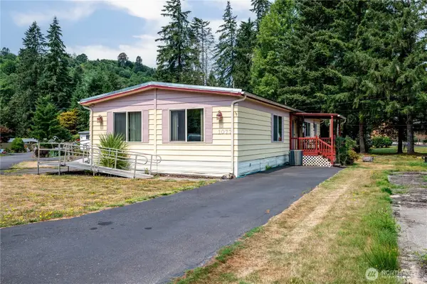 1077 Coal Creek Road, Longview, WA 98632