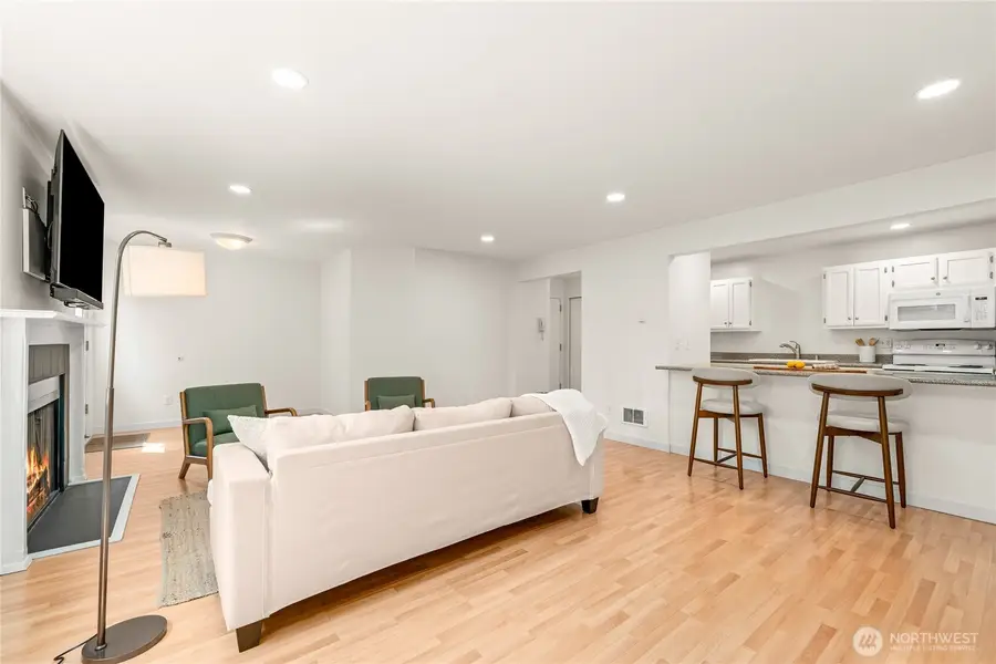 555 Prospect Street #1, Seattle, WA 98109 - #2