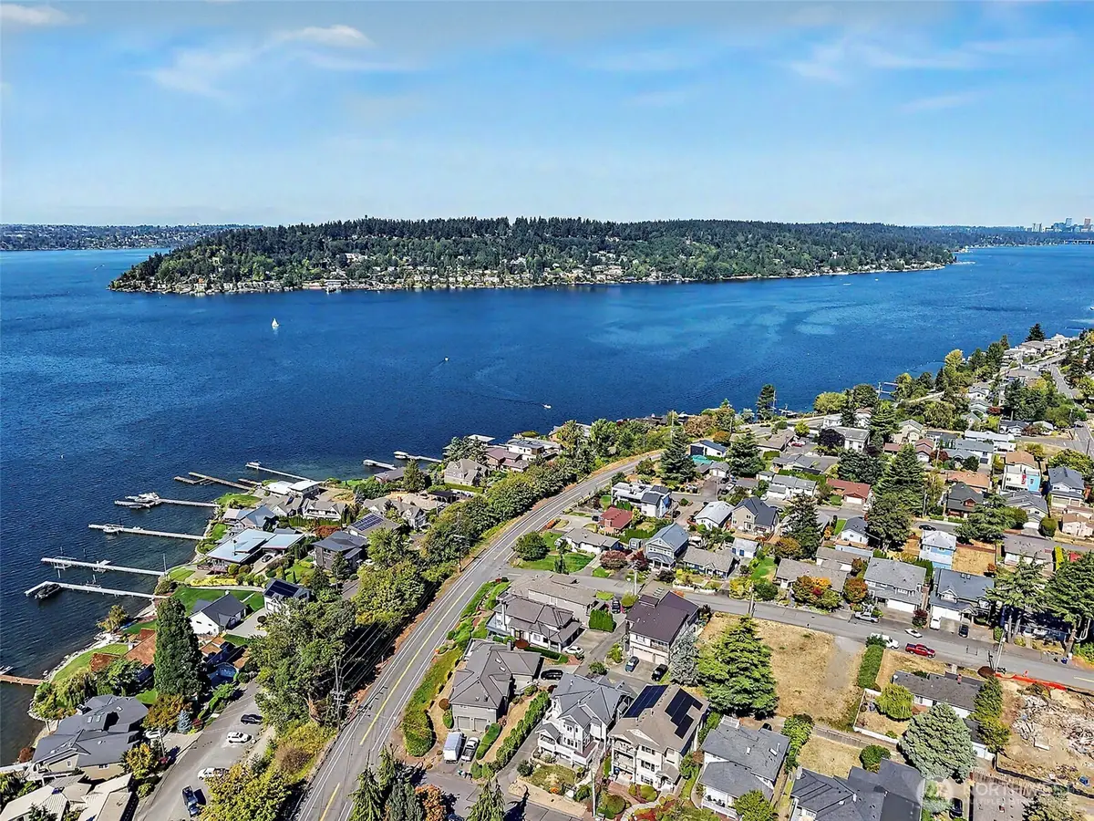 805 N 31st Street, Renton, WA 98056 - #1
