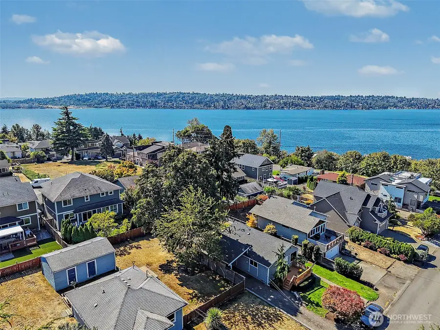 805 N 31st Street, Renton, WA 98056 - #2