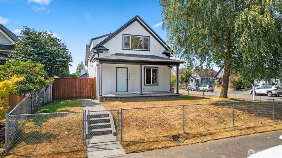 2104 Rockefeller Avenue #1716, Everett, WA 98201 - #2