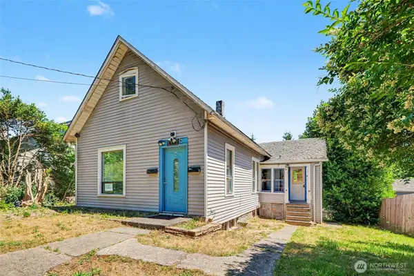 140 S Cambrian Avenue, Bremerton, WA 98312