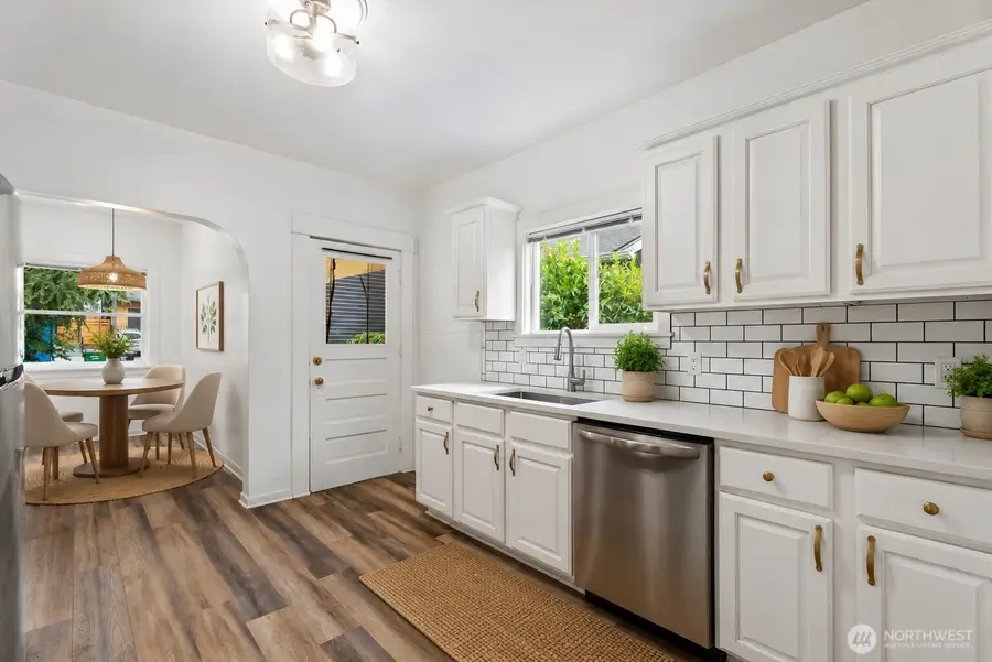 5509 Kensington Place N, Seattle, WA 98103 - #2